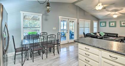 Pensacola Home - 2 Blocks From Boat Launch!