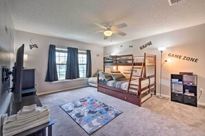 House (4 Bedrooms) | Interior