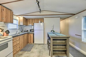 전자레인지, 오븐, 쿡탑, 조리 도구/접시/주방 기구