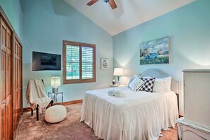 Casa (2 Bedrooms) | 2 dormitorios, tabla de planchar con plancha, cunas gratuitas