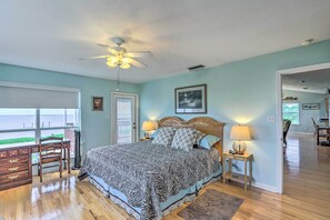 House (3 Bedrooms) | Interior - Waterfront Gulf Coast Getaway w/ Boat Dock! (Carrabelle)