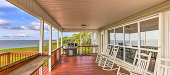 Waterfront Gulf Coast Getaway w/ Boat Dock!