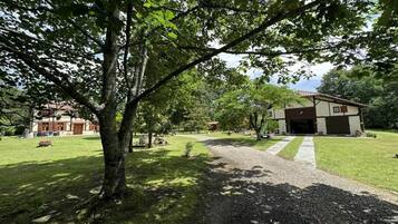 Enceinte de lâhĂ©bergement