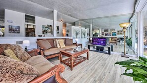 Rumah (2 Bedrooms) | Interior