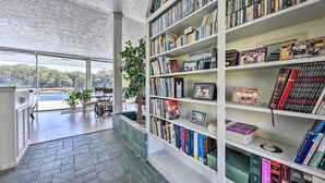 Rumah (2 Bedrooms) | Interior