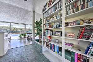 Casa (2 Bedrooms) | Interior