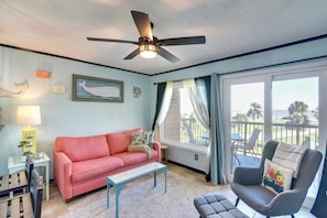 Interior - Across From Beach: Resort-style Galveston Condo (Galveston)