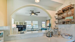 Cottage (2 Bedrooms) | Interior