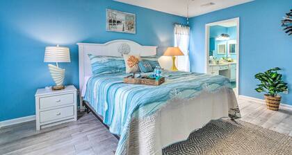 PCB Retreat w/ Patio & Grill < 1 Mi to Beach!