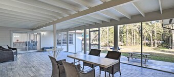 Spacious Gainesville Retreat w/ Backyard!