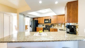 Nhà (3 Bedrooms) | Nội thất