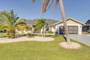 House (3 Bedrooms) | Front of property