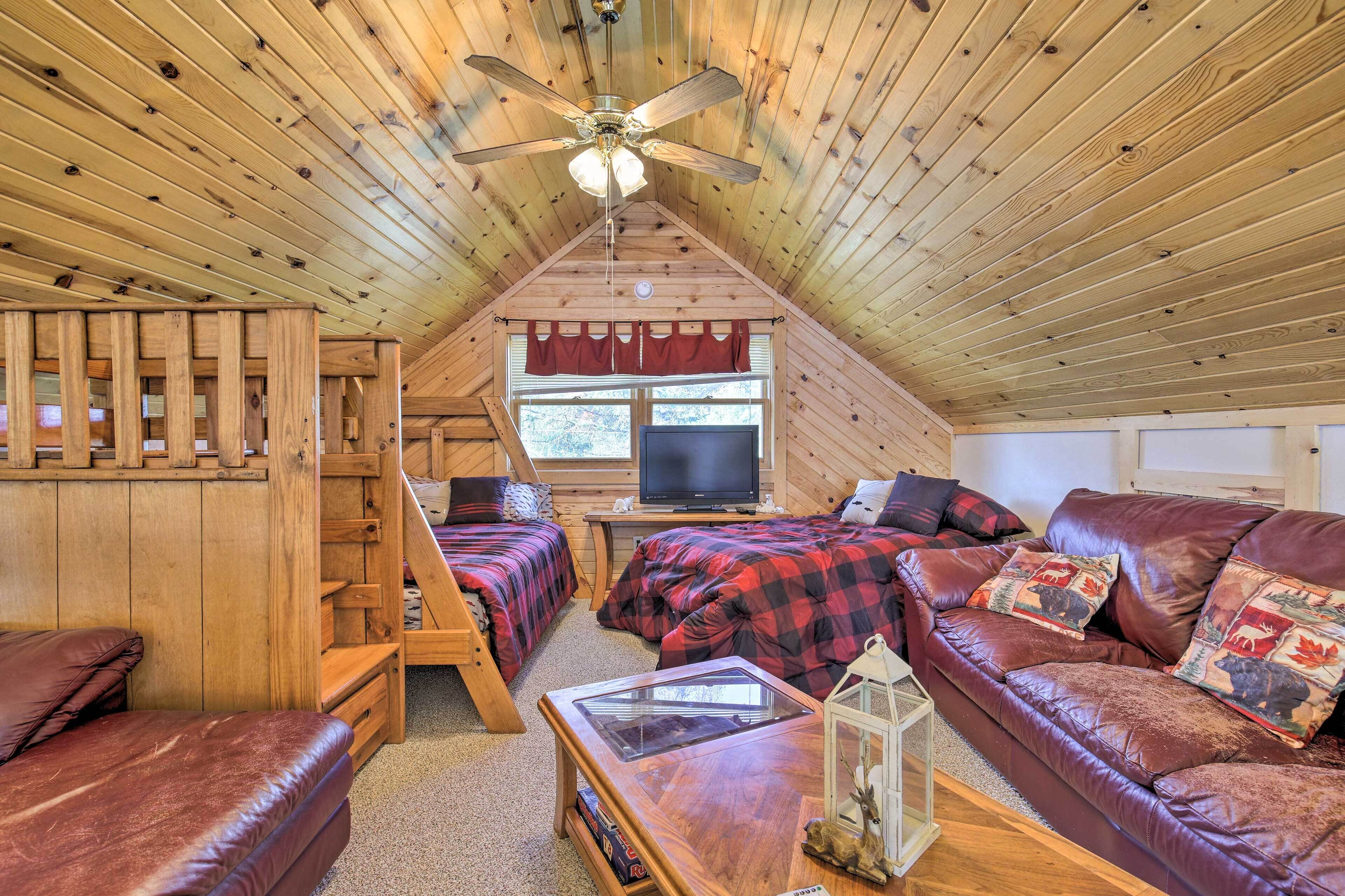 House (2 Bedrooms) | Interior