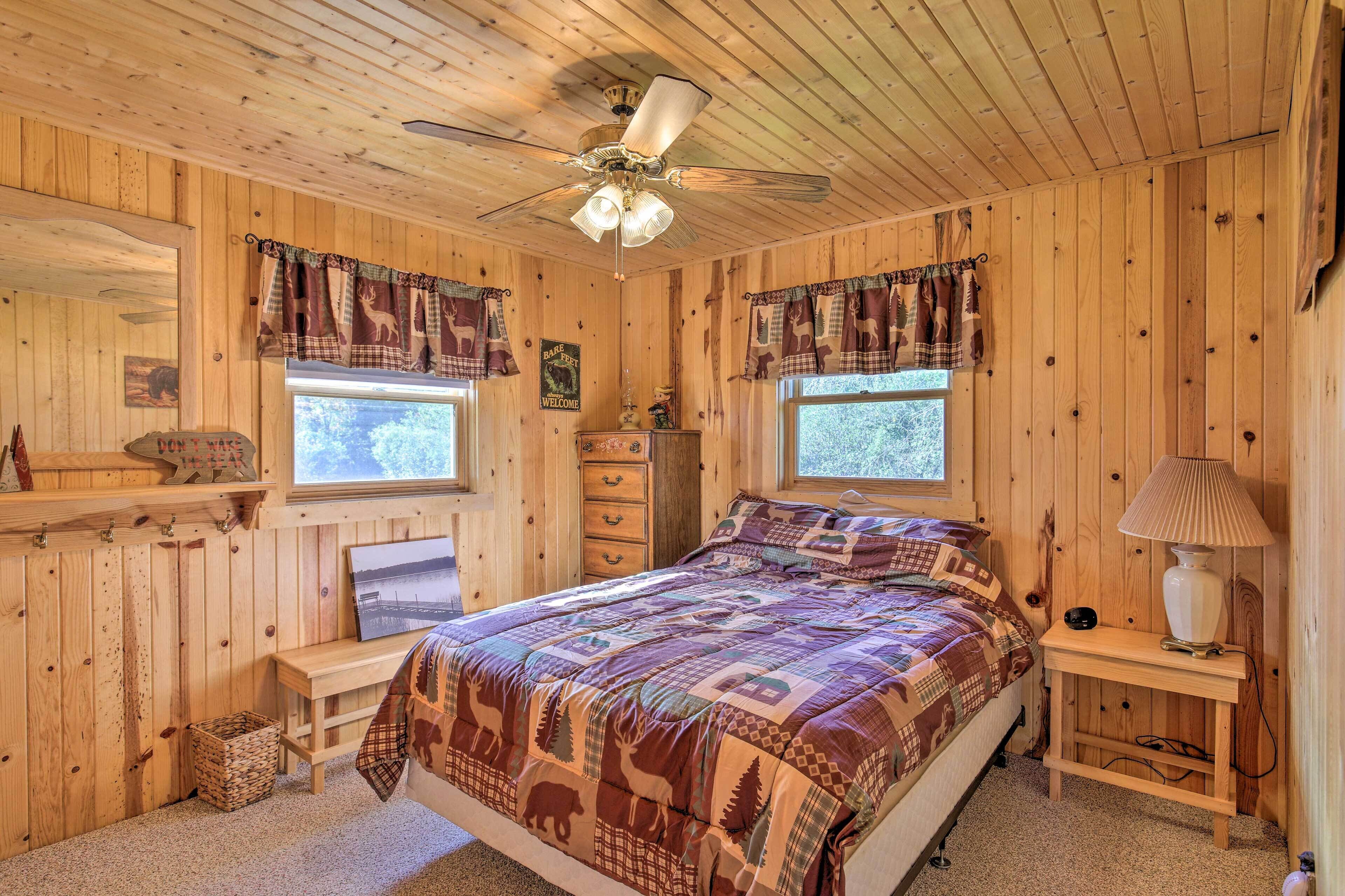 House (2 Bedrooms) | Interior