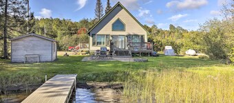Hurley Lakefront Hideaway w/ Fire Pit & Dock!