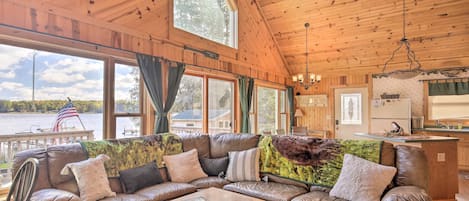 Casa (2 Bedrooms) | Interior