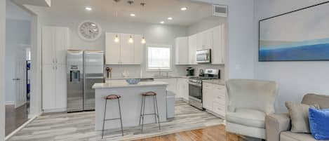 House (2 Bedrooms) | Interior