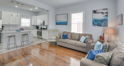 4 Blocks to Beach! Family-friendly Galveston Home