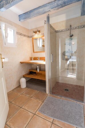 Shower, towels - Le Pigeonnier - Leon (LEON)