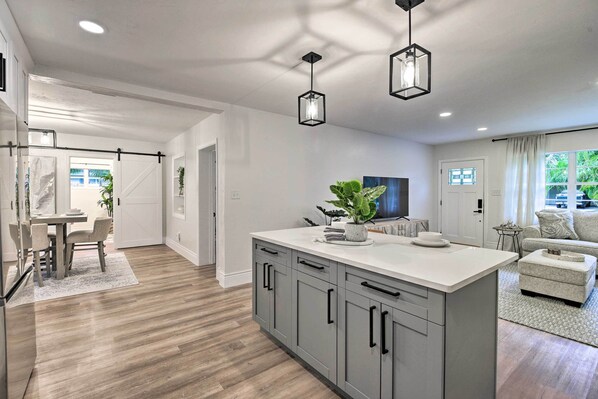 House (4 Bedrooms) | Interior