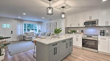 Rumah (4 Bedrooms) | Interior