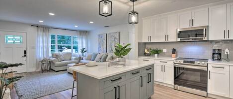 Hús (4 Bedrooms) | Að innan