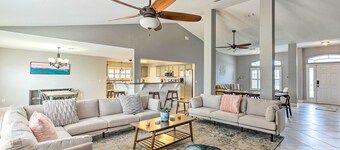 2 Mi to City Center: Spacious Port St Lucie Home!