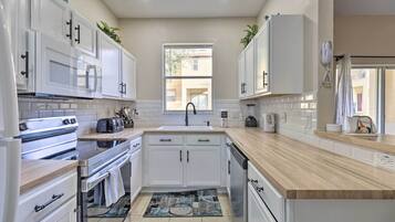 Apartemen (4 Bedrooms) | Interior