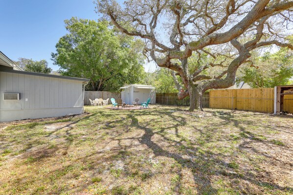 House (3 Bedrooms) | Interior - Pet-friendly Largo Escape w/ Fire Pit! (Largo)