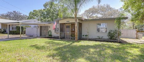 House (3 Bedrooms) | Front of property
