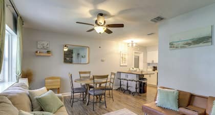 Pet-friendly Largo Escape w/ Fire Pit!