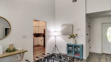 Rumah (4 Bedrooms) | Interior
