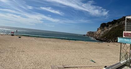 Cozy rooms near Nazaré's two beaches.