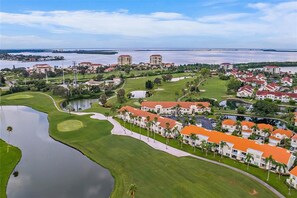 Apartment (2 Bedrooms) | Interior - Sunlit St Petersburg Condo w/ Community Pool (St. Petersburg)