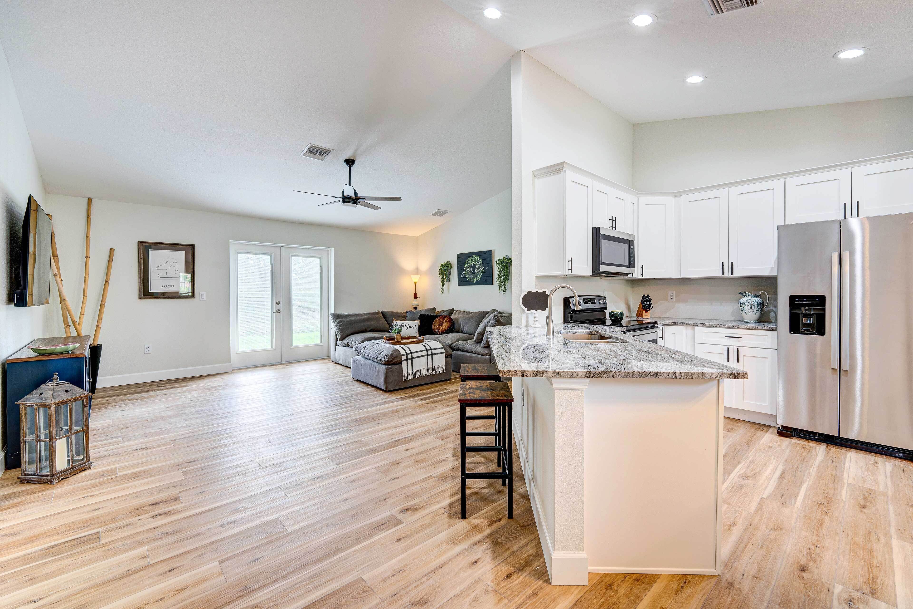 House (3 Bedrooms) | Interior