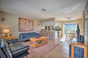 منزل (3 Bedrooms) | منطقة المعيشة