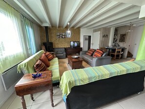 TV - Chez Zélinde - St-maurice-sur-adour (ST-MAURICE-SUR-ADOUR)