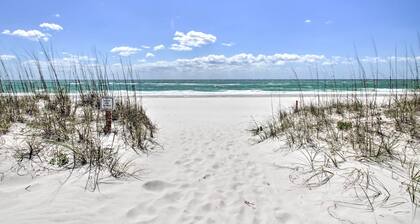 Pensacola Beach Home: 1 Block to Beach Access