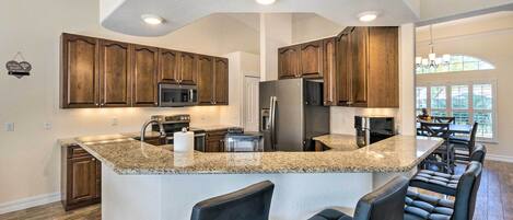 House (3 Bedrooms) | Interior