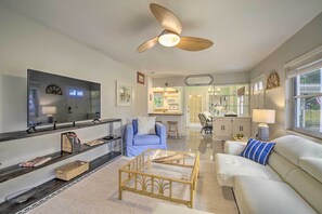 Books - Vero Beach Oasis < 7 Mi to South Beach Park! (Vero Beach)