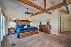 Casa (4 Bedrooms) | 4 dormitoris, planxa i posts de planxar i roba de llit
