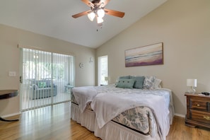 House (2 Bedrooms) | Interior - Canal-front Retreat in Crystal River! (Crystal River)