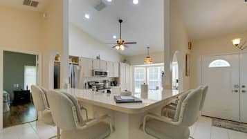 Casa (2 Bedrooms) | Interior