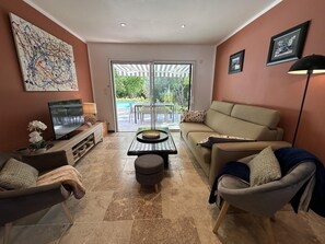 TV - La Villa Guirosse - Ste-eulalie-en-born (STE-EULALIE-EN-BORN)