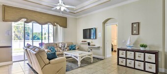 Rotonda West Home w/ Heated Pool, 5 Mi to Beach!