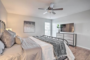 4 habitaciones, tabla de planchar con plancha y ropa de cama