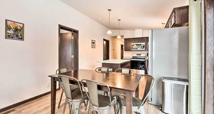 Family-friendly Lakefront Home With Deck!