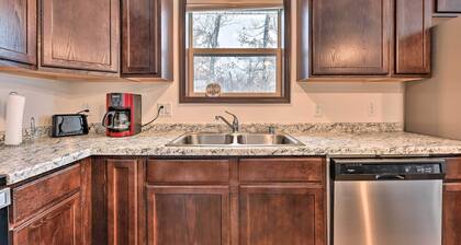 Family-friendly Lakefront Home With Deck!