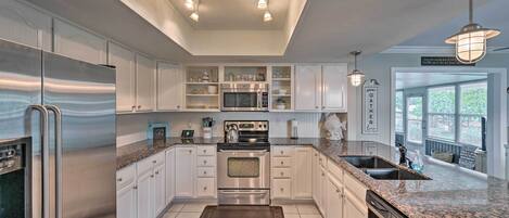 House (2 Bedrooms) | Interior