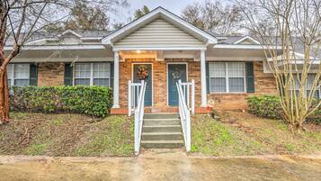 Căn hộ (3 Bedrooms) | Ngoại thất